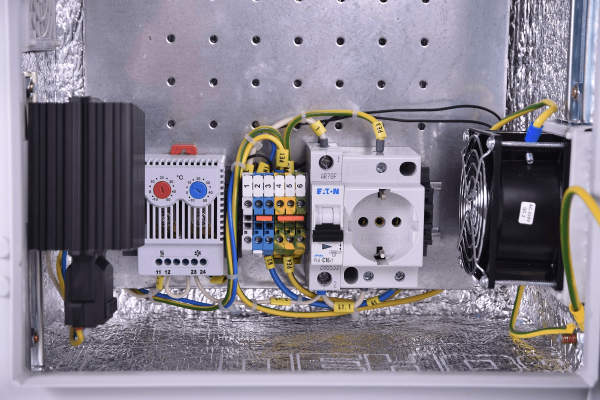 ШТВ-НЭ-6.6.3-3ВВА-Т1 Шкаф ЭКОНОМ уличный всепогодный настенный укомплектованный (В600 × Ш600 × Г300),комплектация T1-IP54 Фото ШТВ-НЭ-6.6.3-3ВВА-Т1 Шкаф ЭКОНОМ уличный всепогодный настенный укомплектованный (В600 × Ш600 × Г300),комплектация T1-IP54 Фото